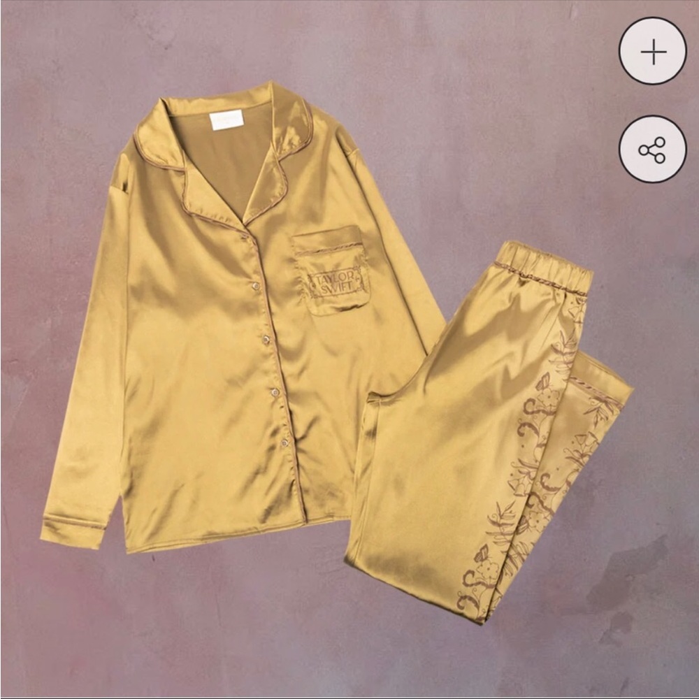 Taylor Swift Fearless Pajamas XXL